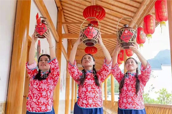 从厨师到酿酒师,用全自动酿酒设备酿出美酒,酿出红火日子 从厨师到酿酒师,用全自动酿酒设备酿出美酒,酿出红火日子