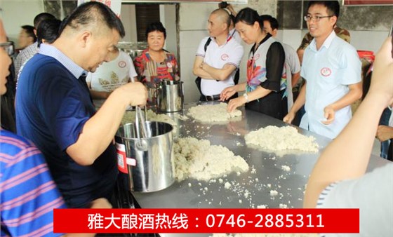 2018买套蒸酒设备回农村开酿酒作坊，雅大酿酒技术培训中