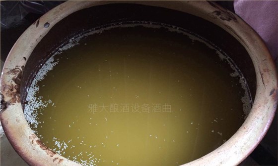 做大米酒适合哪种小型酒厂设备和发酵工艺?做大米酒注意事项!-05-大米熟料液态酿酒 做大米酒适合哪种小型酒厂设备和发酵工艺?做大米酒注意事项!-05-大米熟料液态酿酒