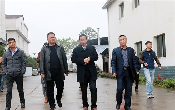 雅大果酒产业创新发展座谈会于12月4日在雅大隆重召开!-13 雅大果酒产业创新发展座谈会于12月4日在雅大隆重召开!-13