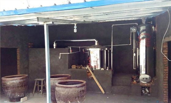 入冬后用不锈钢酿酒设备做酒 老婆非要给发酵缸穿花衣 好处多多-01 入冬后用不锈钢酿酒设备做酒 老婆非要给发酵缸穿花衣 好处多多-01