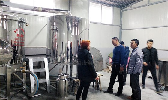 40吨拐枣急需发酵怎么办?雅大电加热酿酒设备蒋老师上门指导!-08 40吨拐枣急需发酵怎么办?雅大电加热酿酒设备蒋老师上门指导!-08