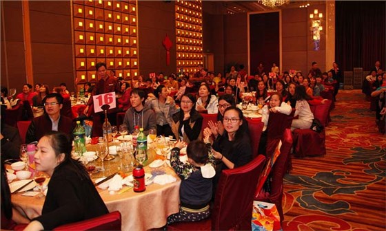 全套酿酒设备:2019年会进入倒计时,您的公司年会酒准备好了吗?-03 全套酿酒设备:2019年会进入倒计时,您的公司年会酒准备好了吗?-03