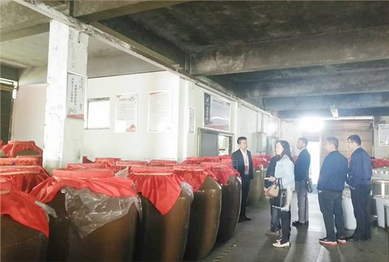 来雅大酿酒设备厂实地考察1 来雅大酿酒设备厂实地考察1