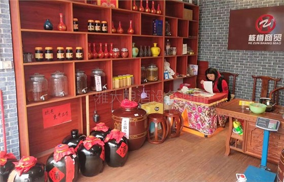 新时代女性,借助雅大烤酒设备连开4个酒坊 新时代女性,借助雅大烤酒设备连开4个酒坊