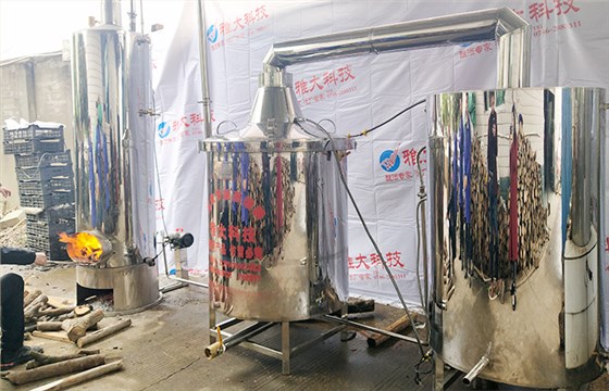 雅大304不锈钢小型传统酿酒设备 雅大304不锈钢小型传统酿酒设备