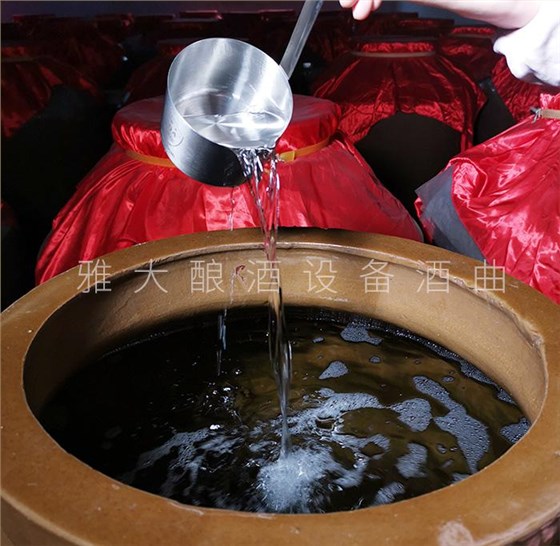 走进小型酿酒设备200型酒厂,应天时,酿春酒! 1 走进小型酿酒设备200型酒厂,应天时,酿春酒! 1