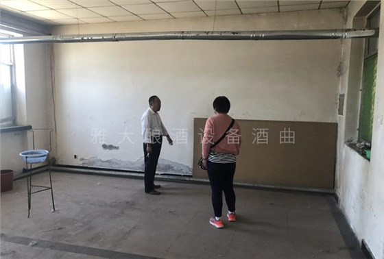 都说做酒设备酿酒太辛苦,可90后阳光男孩也在做 7 都说做酒设备酿酒太辛苦,可90后阳光男孩也在做 7