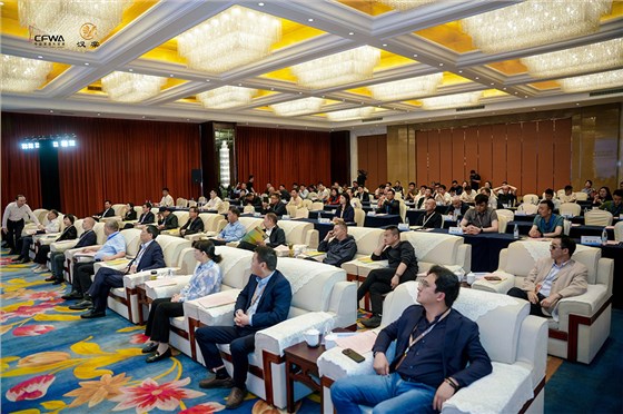 2025第四届中国果酒大奖赛发布会暨汉棠酥梨酒业功能型酒项目启动仪式 1