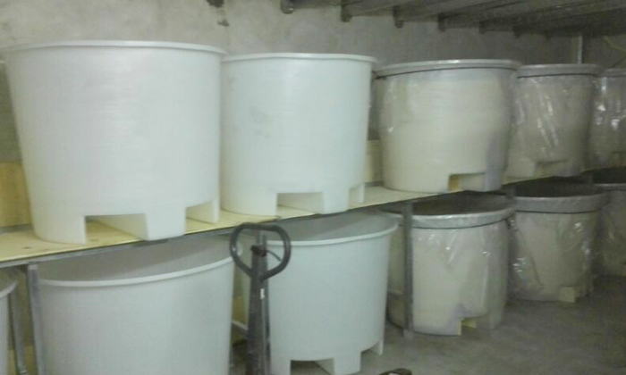 酿酒发酵用什么容器比较好？——塑料桶