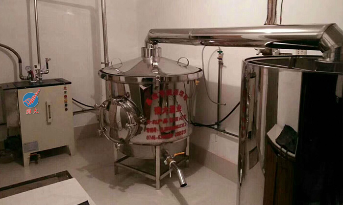 「电加热酿酒设备」黑蚂蚁泡酒用多少度的酒 黑蚂蚁酒制作方法02 . 「电加热酿酒设备」黑蚂蚁泡酒用多少度的酒 黑蚂蚁酒制作方法02 .