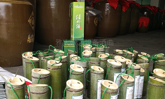 喝过竹筒酒,可你知道大型酿酒设备做的酒是怎么装进竹子里的?-05 喝过竹筒酒,可你知道大型酿酒设备做的酒是怎么装进竹子里的?-05
