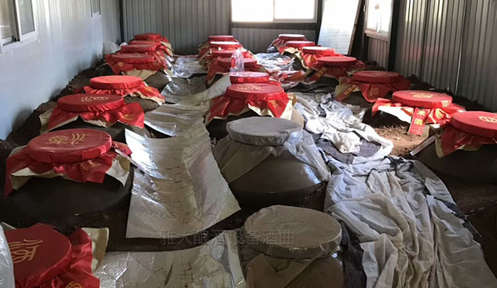 开大货车20年落下一身病,用白酒蒸酒设备开酒厂半年月纯赚1.5万-07-存酒车间 开大货车20年落下一身病,用白酒蒸酒设备开酒厂半年月纯赚1.5万-07-存酒车间
