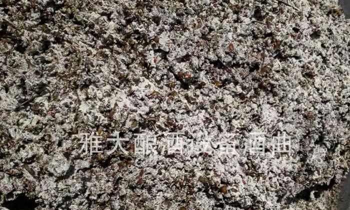 民间用小型白酒酿酒设备酿了40年的拐枣酿酒经验,步骤都告诉你!-04 民间用小型白酒酿酒设备酿了40年的拐枣酿酒经验,步骤都告诉你!-04