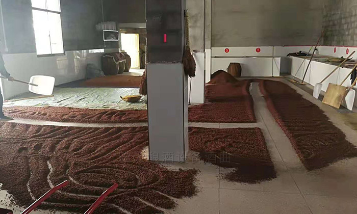 饶总用专业酿酒设备做洞藏酒,半年后洞天醇成为当地招牌旅游景点-08 饶总用专业酿酒设备做洞藏酒,半年后洞天醇成为当地招牌旅游景点-08
