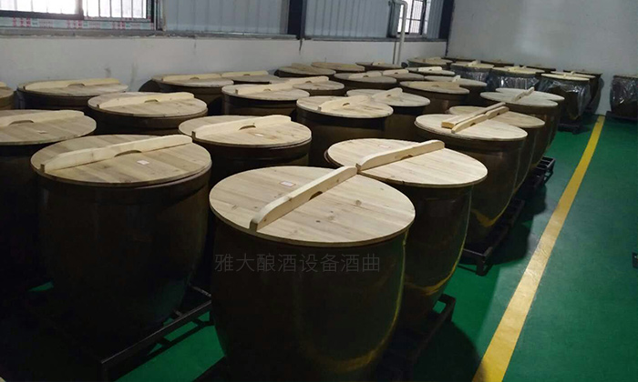 采购会计陈总借助雅大酿酒设备从酿酒小白蜕变成酿酒大师全过程!-08-发酵车间 采购会计陈总借助雅大酿酒设备从酿酒小白蜕变成酿酒大师全过程!-08-发酵车间