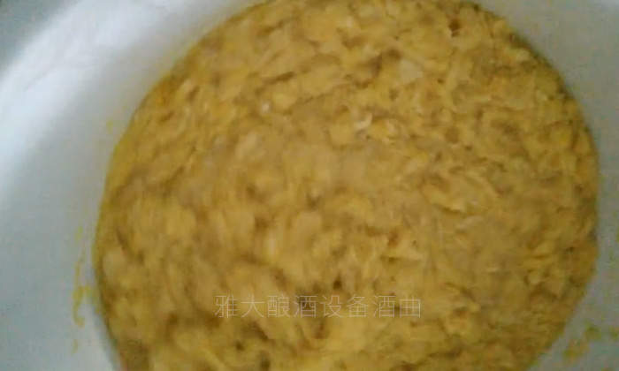 专业大型酿酒设备厂家为您分享橙子酒的制作方法-04-冰糖橙子二次发酵 专业大型酿酒设备厂家为您分享橙子酒的制作方法-04-冰糖橙子二次发酵