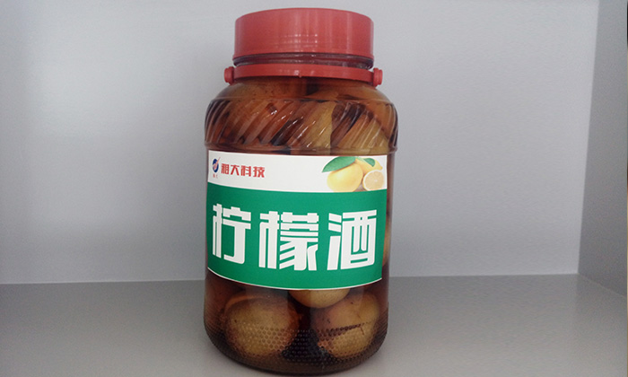 看过来,大型酿酒设备厂家制作柠檬酒的标准教程在这里!-06-柠檬酒 看过来,大型酿酒设备厂家制作柠檬酒的标准教程在这里!-06-柠檬酒