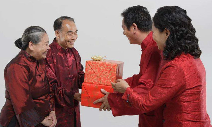「春节卖酒攻略」用新工艺酿酒设备做酒,如何打造春节定制酒?-03 「春节卖酒攻略」用新工艺酿酒设备做酒,如何打造春节定制酒?-03