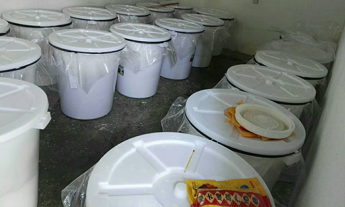 何总用全套酿酒设备做纯粮酒,短短1个月就供不应求的真相是……-04-发酵室1 何总用全套酿酒设备做纯粮酒,短短1个月就供不应求的真相是……-04-发酵室1