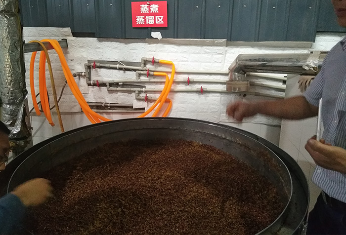 用粮食酿酒设备蒸馏液态白酒,如何去苦提香?-01 用粮食酿酒设备蒸馏液态白酒,如何去苦提香?-01
