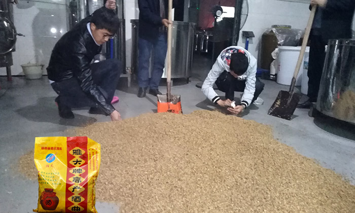 造酒设备和酒曲的参与,让中国白酒变得与众不同!-03 造酒设备和酒曲的参与,让中国白酒变得与众不同!-03