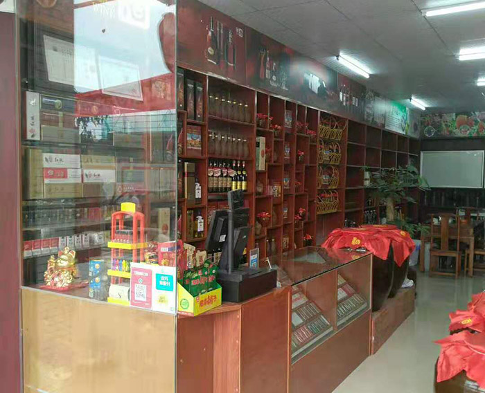 用酿酒蒸馏设备做纯粮酒,门店迅速发展到十几家的秘诀是什么?-04 用酿酒蒸馏设备做纯粮酒,门店迅速发展到十几家的秘诀是什么?-04