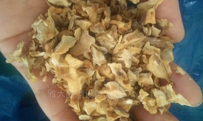 用粮食酿酒设备酿菊芋酒 用粮食酿酒设备酿菊芋酒