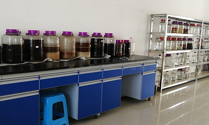 雅大科技准备了各式美酒等候您的大驾 雅大科技准备了各式美酒等候您的大驾