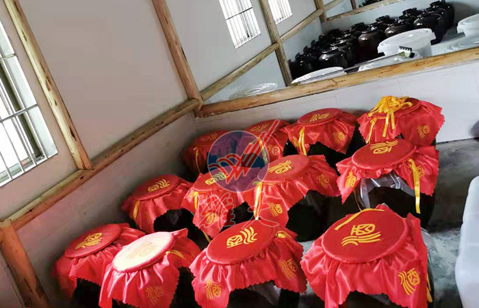 8.20-用蒸酒设备做酒的老酒坊发展遇瓶颈,雅大国家酿酒师来破局!1 8.20-用蒸酒设备做酒的老酒坊发展遇瓶颈,雅大国家酿酒师来破局!1