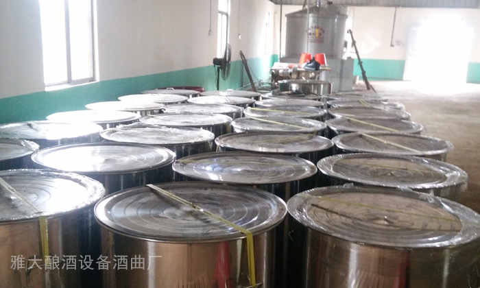 8.4用不锈钢发酵桶发酵果酒 8.4用不锈钢发酵桶发酵果酒