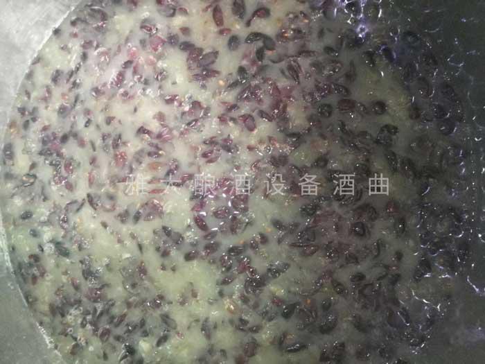 用果酒酿酒设备酿葡萄酒,到底要不要去葡萄皮? 5 用果酒酿酒设备酿葡萄酒,到底要不要去葡萄皮? 5