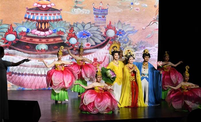 9著名晋剧表演艺术家张香兰演唱歌曲《清凉山颂》 9著名晋剧表演艺术家张香兰演唱歌曲《清凉山颂》