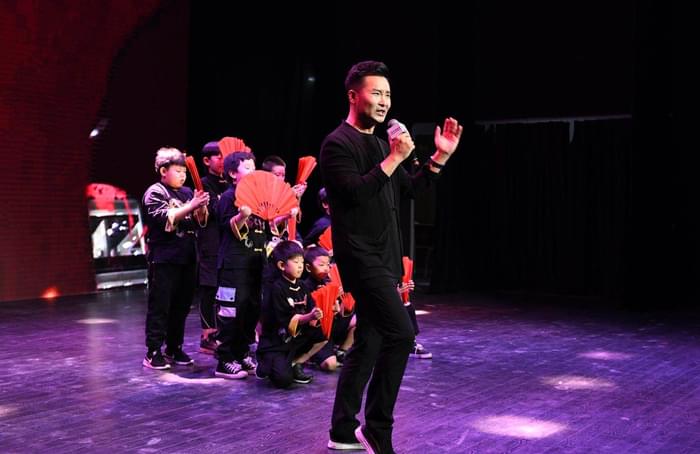 12著名青年男高音歌唱家刘和刚演唱歌曲《父亲》和《最美中国人 12著名青年男高音歌唱家刘和刚演唱歌曲《父亲》和《最美中国人