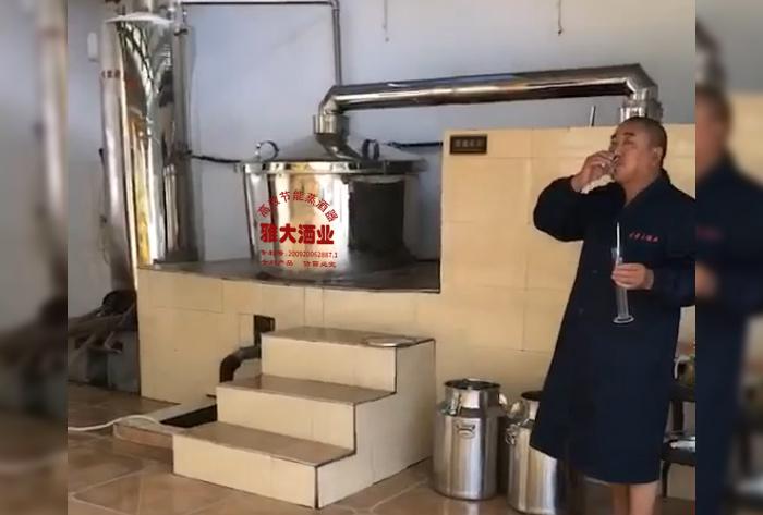 为什么越来越多的人用烤酒设备做窖藏酒,新酒与老酒差在哪? 5 为什么越来越多的人用烤酒设备做窖藏酒,新酒与老酒差在哪? 5