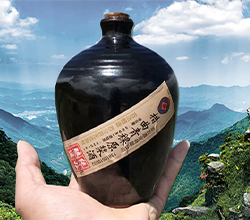 引进烤酒设备开酒坊，打造藏族特色青稞酒产业！