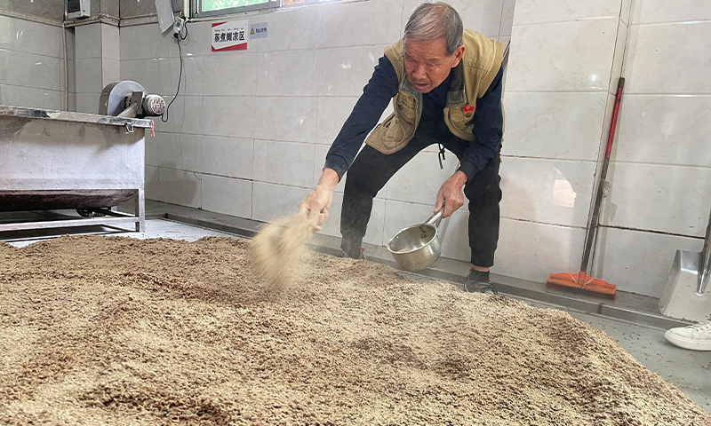 没学历没技术用烧酒设备做酒前景如何 2