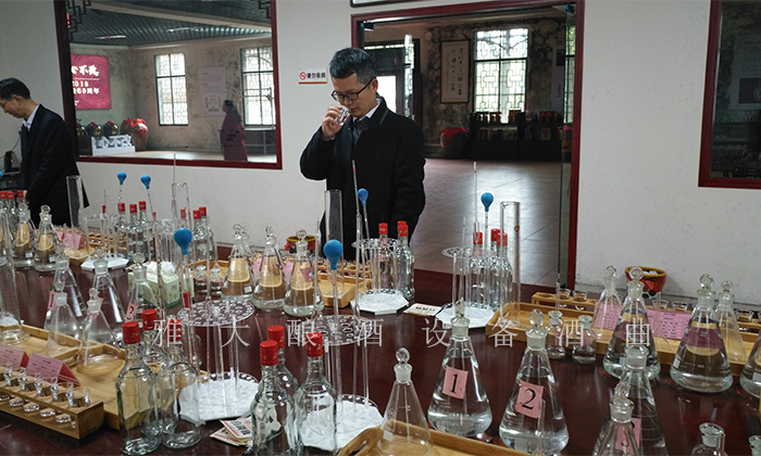 小曲清香型白酒检测全攻略：指标解析与送检要点 1