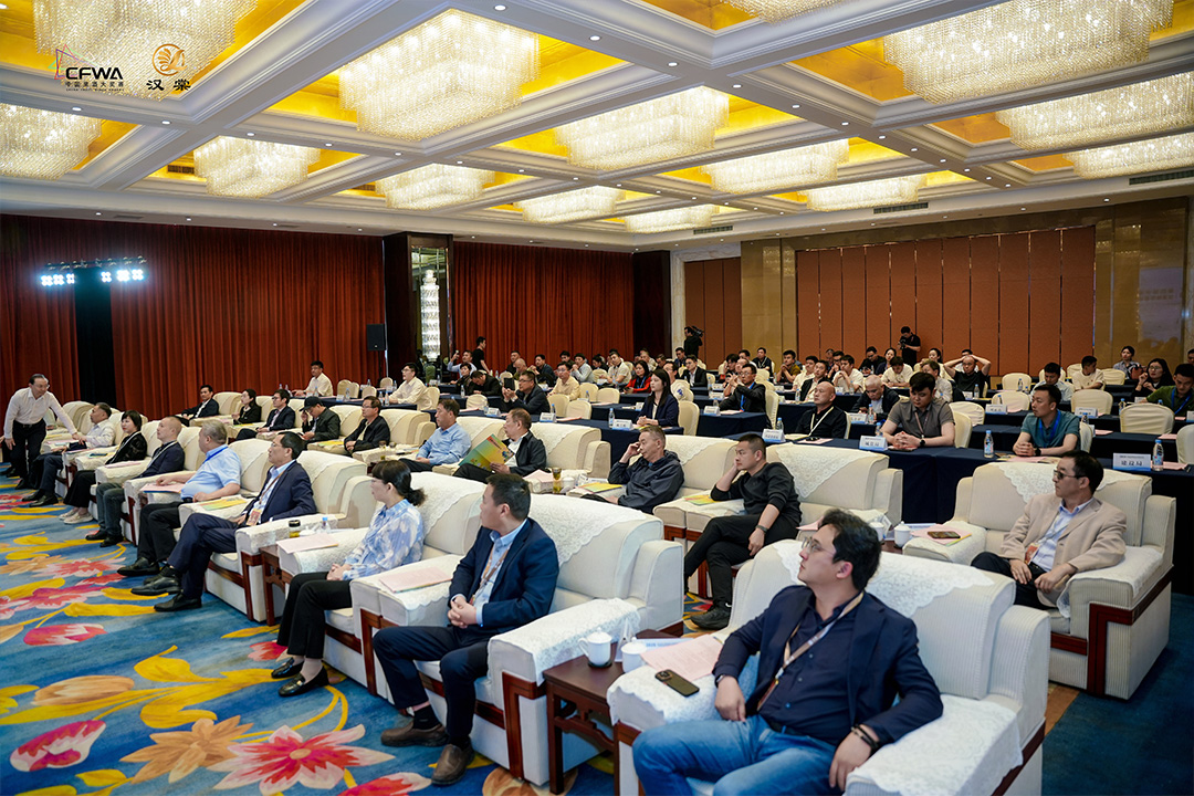 2025第四届中国果酒大奖赛发布会暨汉棠酥梨酒业功能型酒项目启动仪式 1