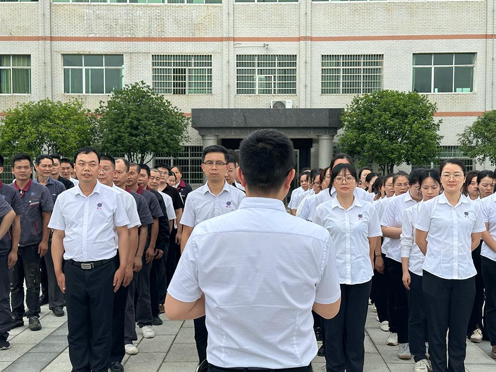 粽情端午，“瓶”添趣味——雅大2025职工慰问活动别样精彩 6